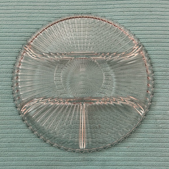 VTG Glass Platter - Picture 3 of 5